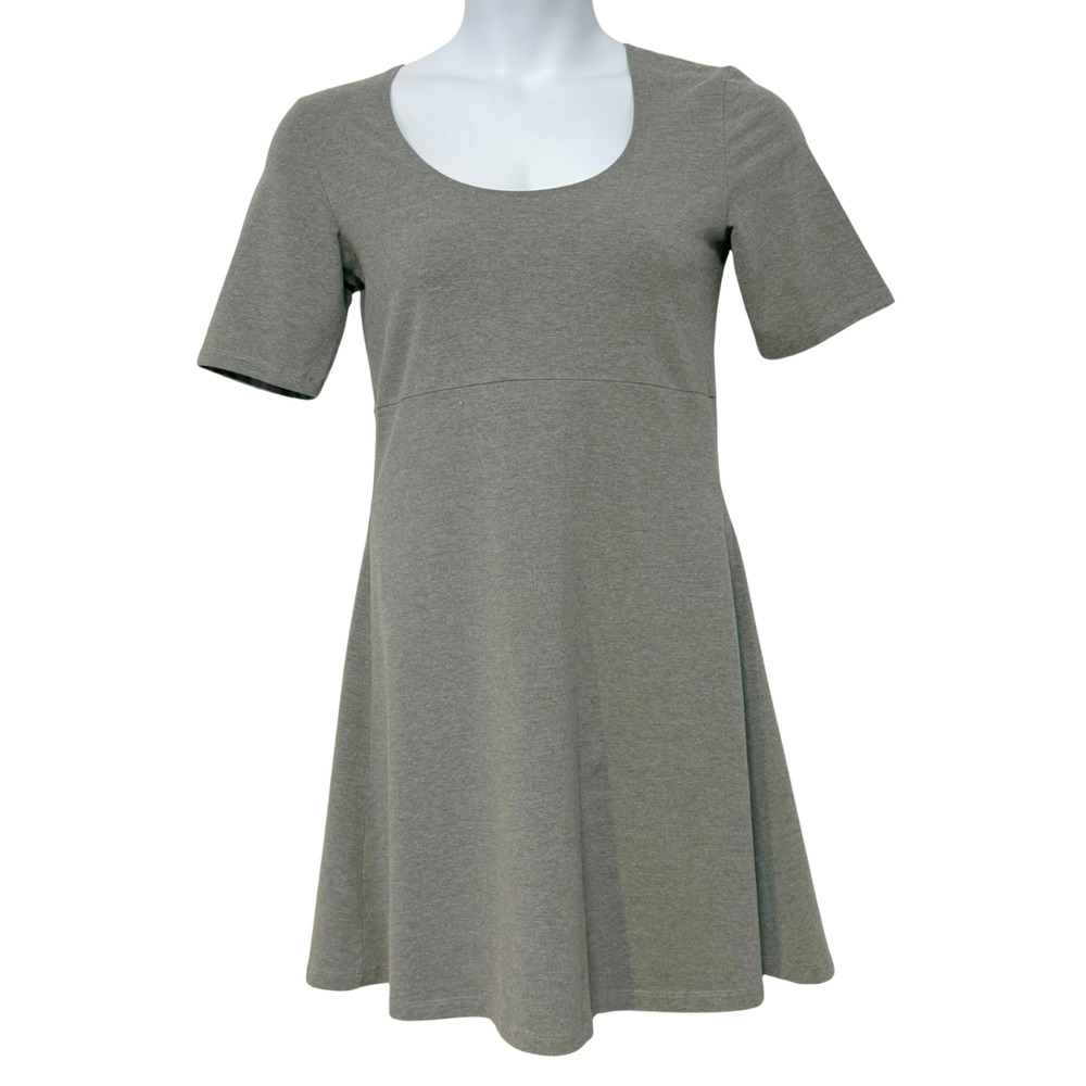Sahalie Dress Size M Gray Stretch Knit Scoop Neck Pullover Short Sleeve Casual